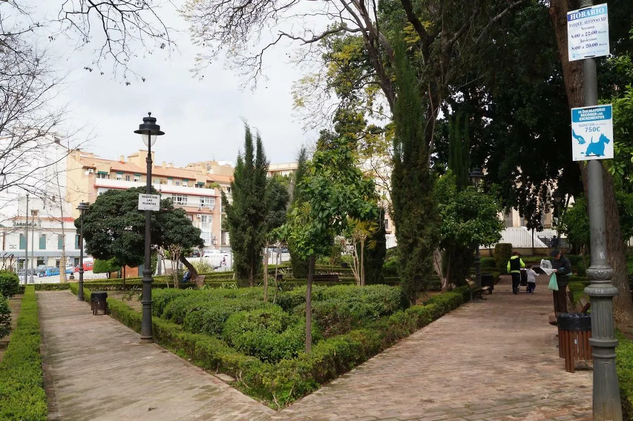 Apartamento Plaza Alfonso XII Málaga 0*,